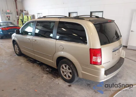 2010 Chrysler Town & Country Touring Plus from USA, damaged, VIN 2A4RR8D19AR480359